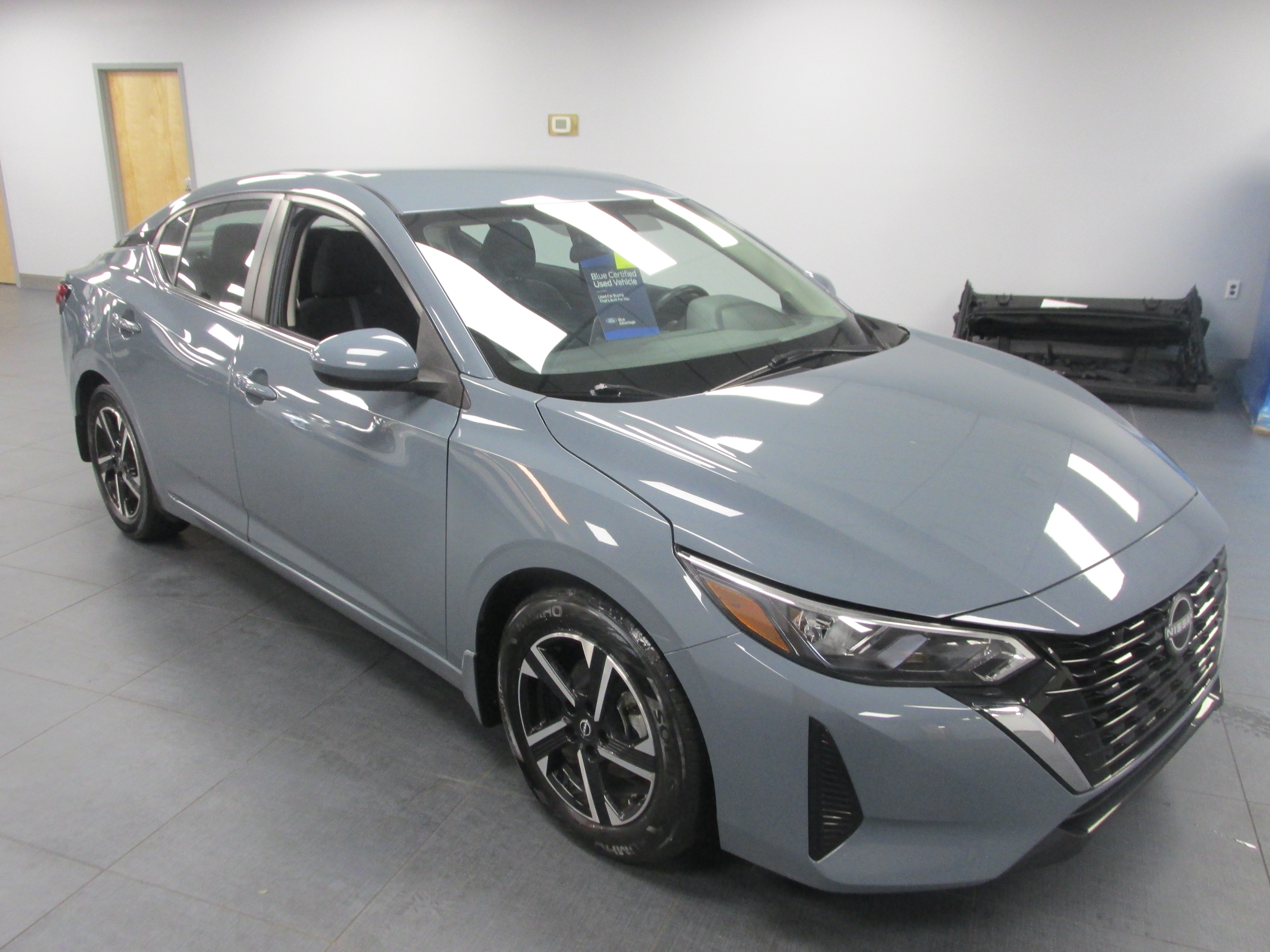 Used 2024 Nissan Sentra SV w/ All-Weather Package FWD image 3