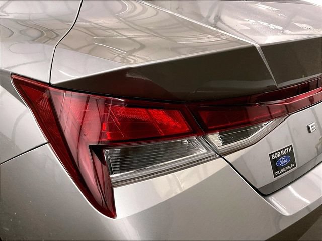 Used 2023 Hyundai Elantra SEL w/ Convenience Package FWD image 28