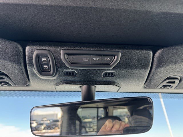 Used 2023 Jeep Wrangler Unlimited Sahara image 18