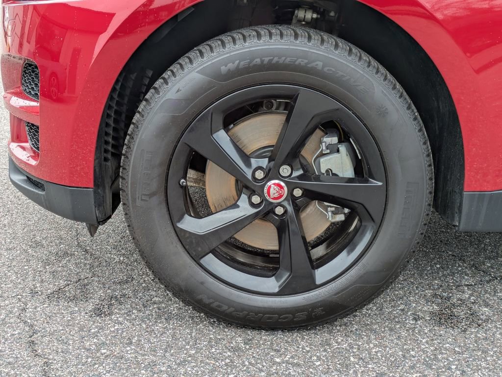 Used 2017 Jaguar F-PACE Prestige image 10