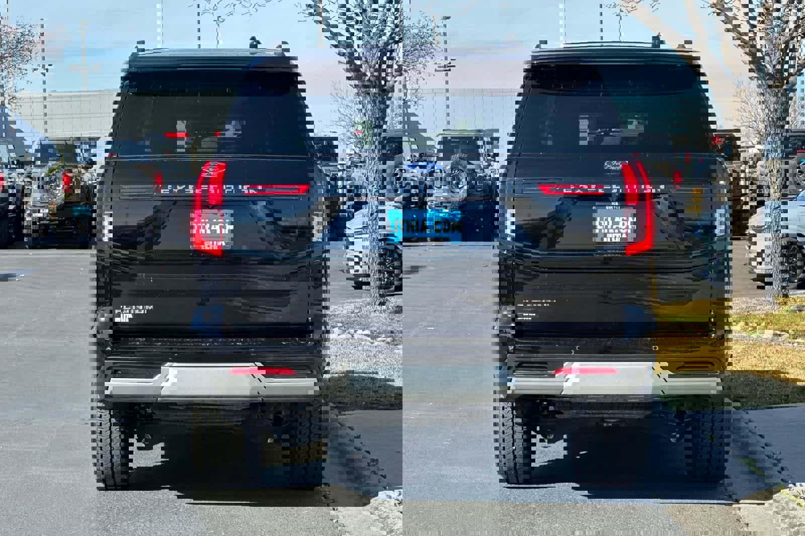 Certified 2025 Ford Expedition Platinum image 7