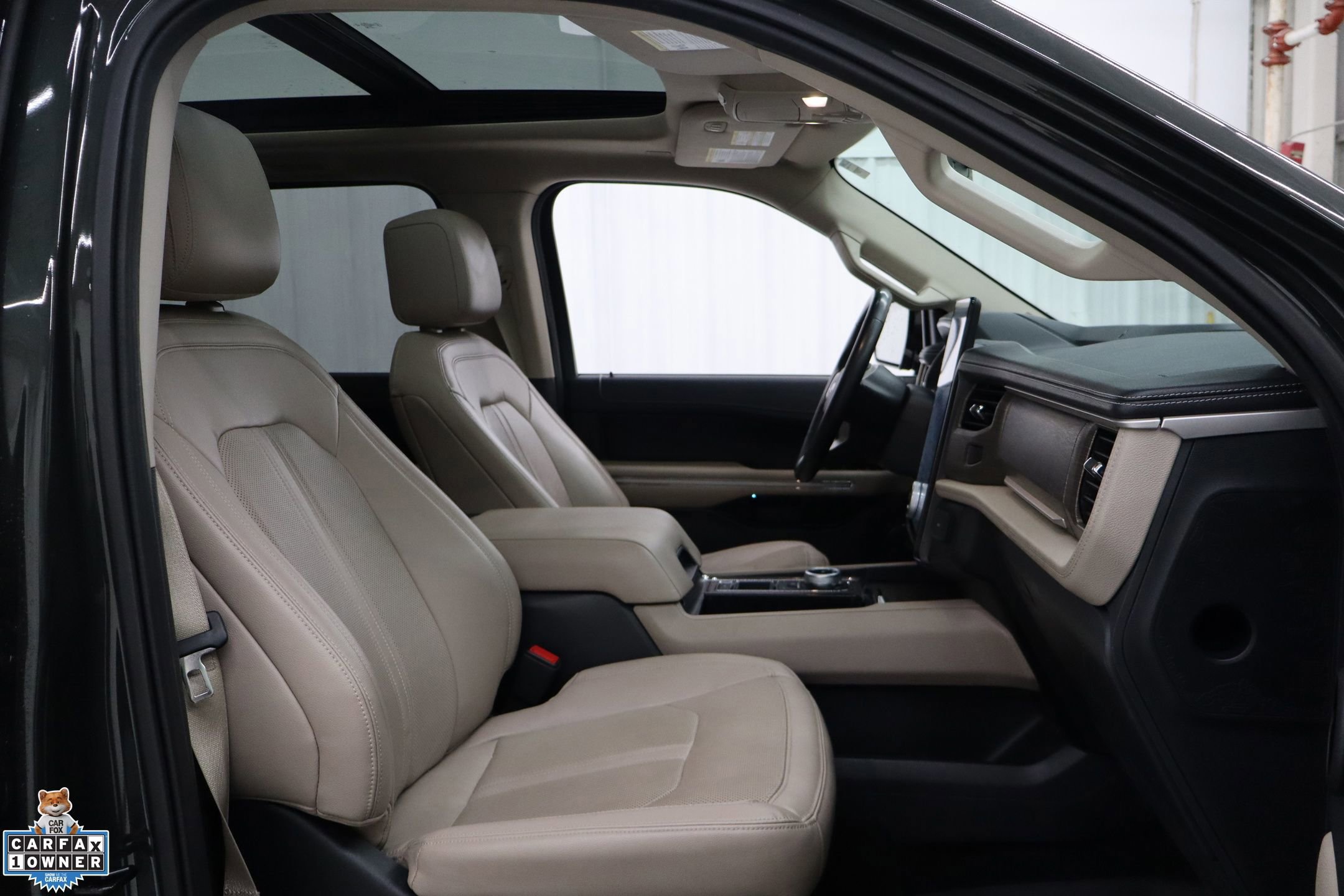 Certified 2023 Ford Expedition Limited image 30