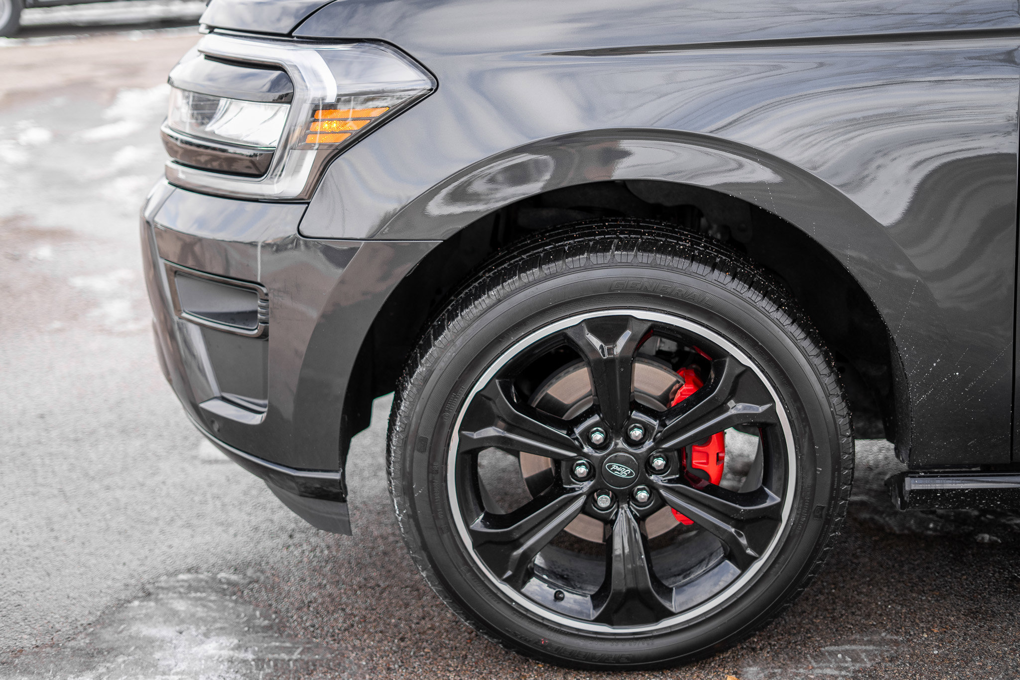 Certified 2022 Ford Expedition Limited image 9