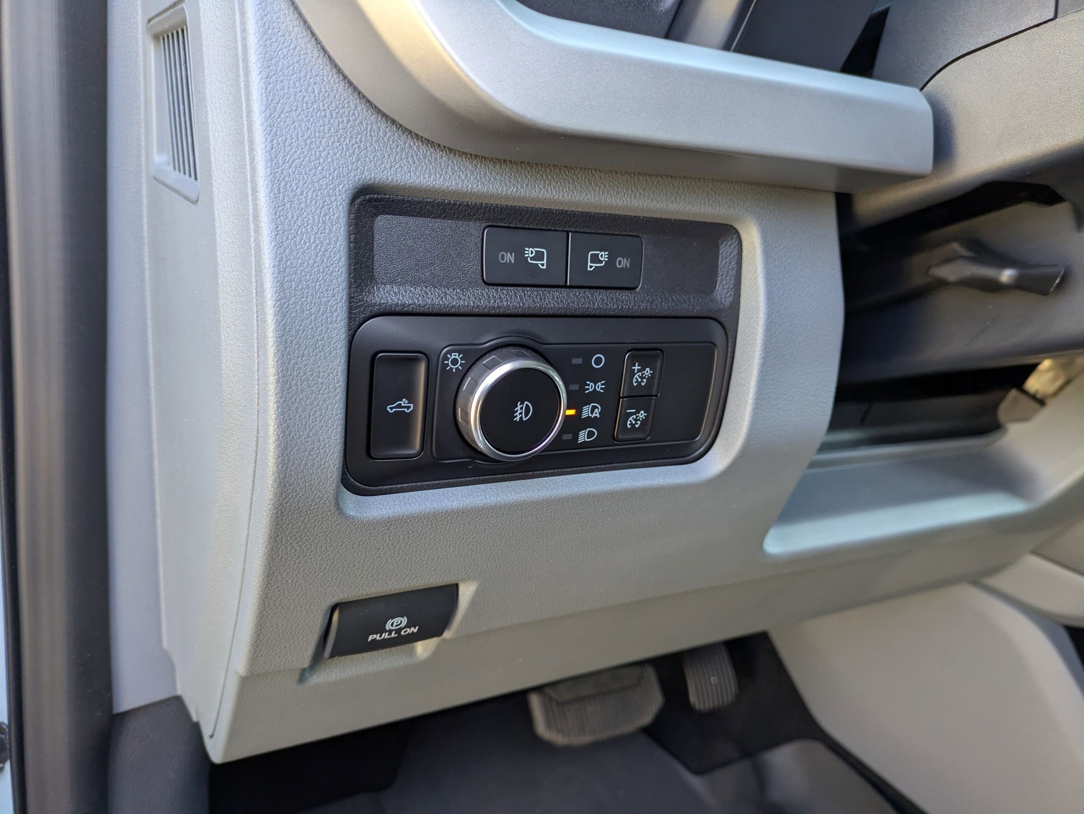 Certified 2024 Ford F250 XLT w/ FX4 Off-Road Package image 19