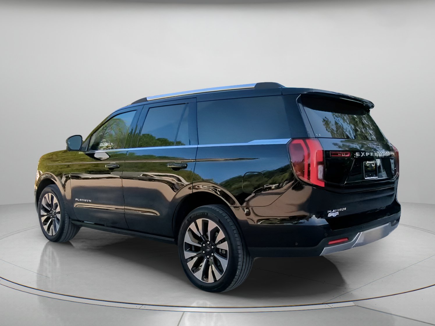 Certified 2025 Ford Expedition Platinum w/ Driver's Package AWD/4WD image 20