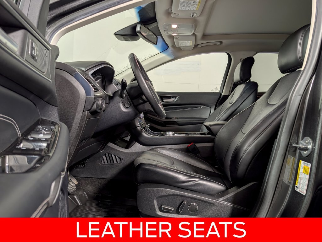 Certified 2019 Ford Edge Titanium w/ Equipment Group 301A FWD image 9