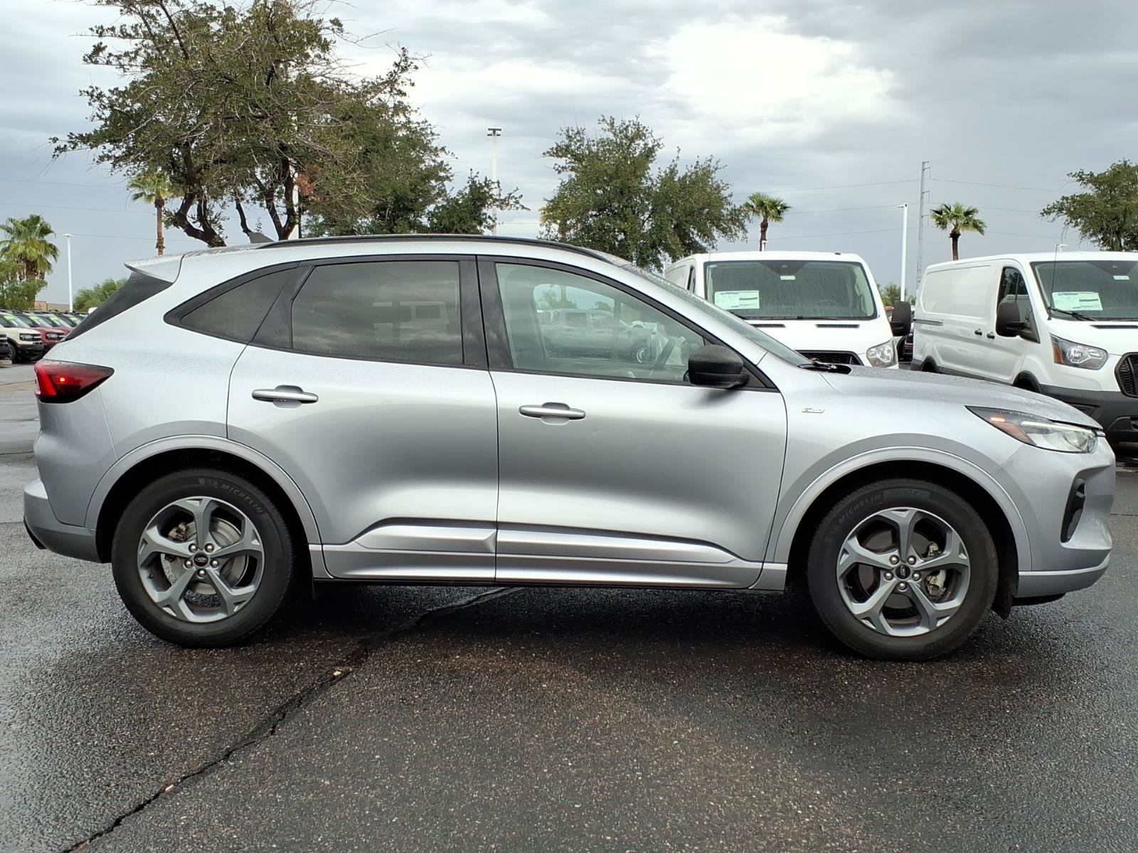 Certified 2024 Ford Escape ST-Line FWD image 6