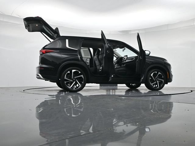 Used 2024 Mitsubishi Outlander SE AWD/4WD image 57