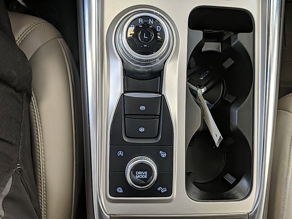 Certified 2022 Ford Explorer Platinum w/ Equipment Group 601A image 21