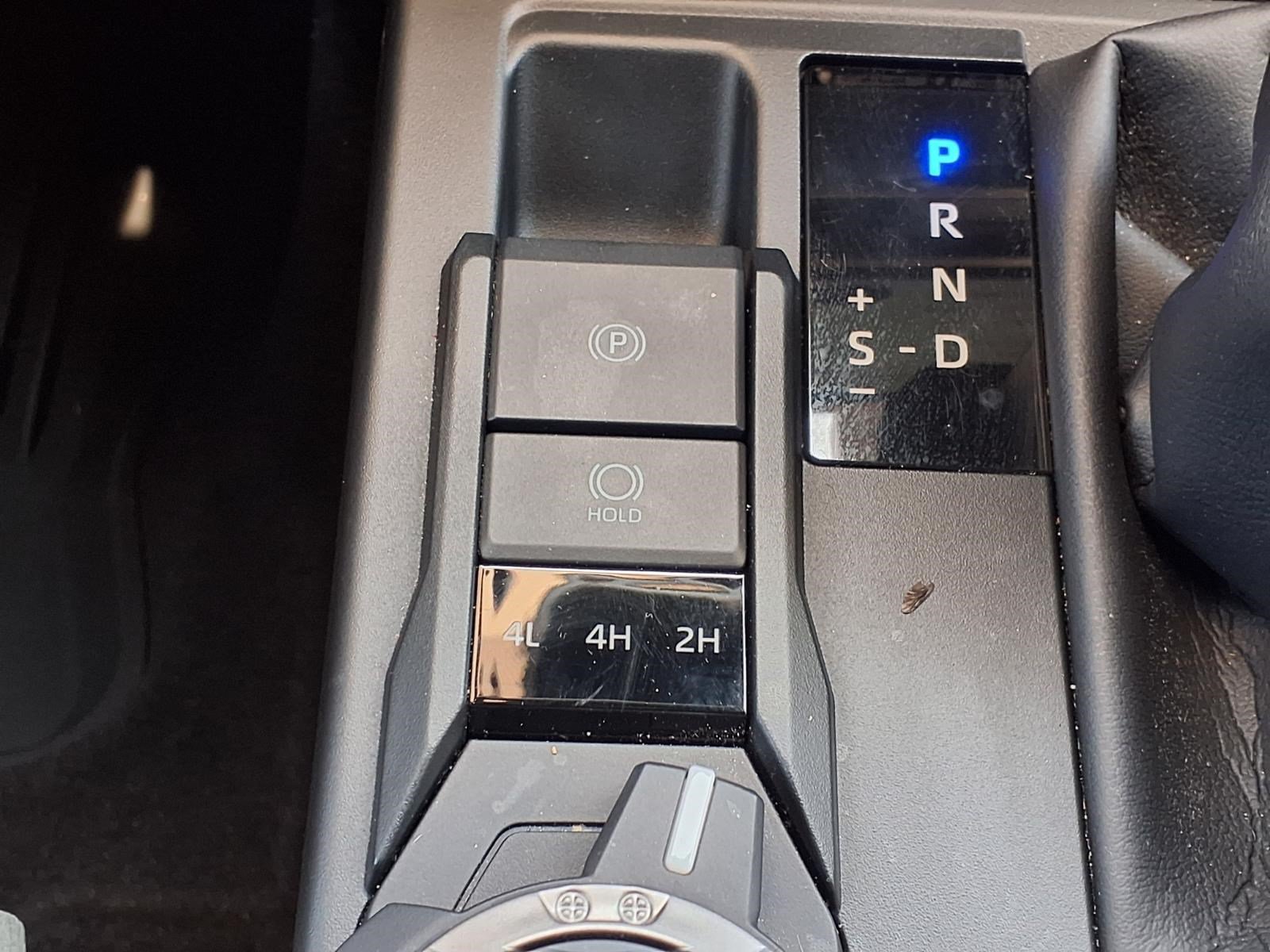 Used 2025 Toyota 4Runner SR5 AWD/4WD image 23