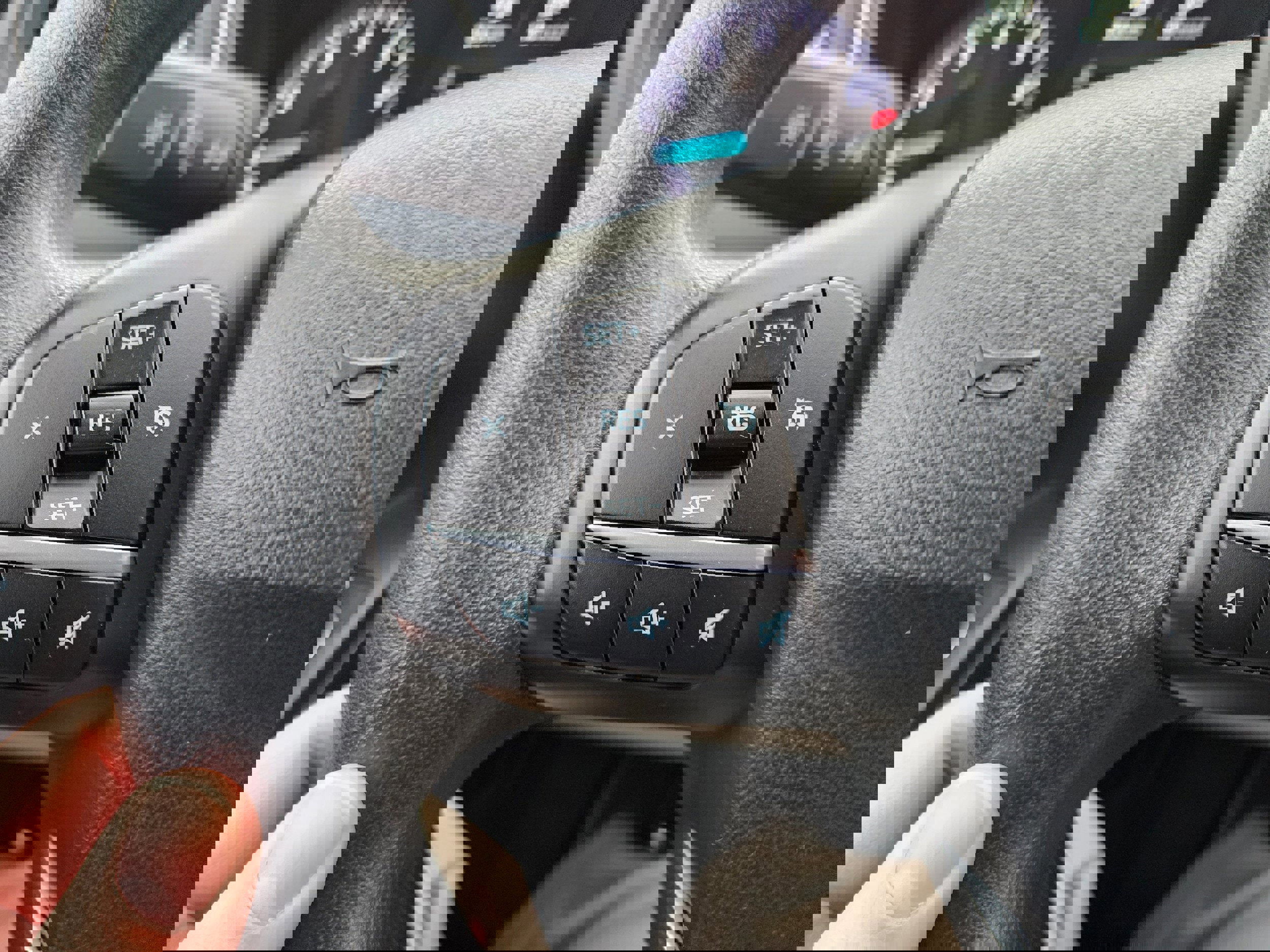 Certified 2020 Ford Escape SE image 18