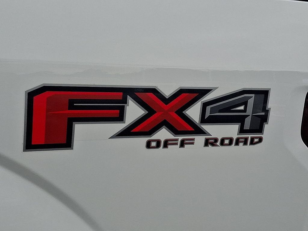 Certified 2018 Ford F150 XLT w/ Equipment Group 302A Luxury AWD/4WD image 30