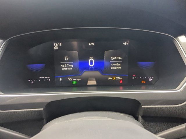 Used 2024 Volkswagen Tiguan SE R-Line image 20