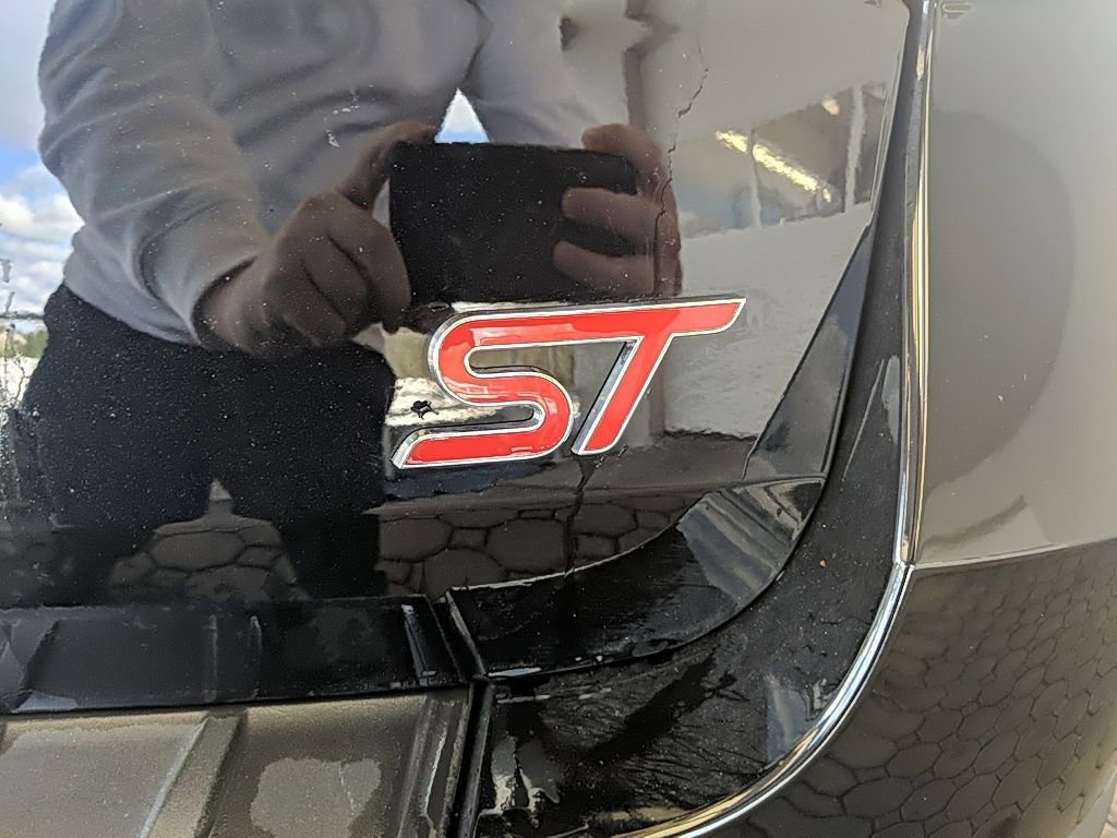 Certified 2024 Ford Explorer ST w/ Equipment Group 401A AWD/4WD image 10