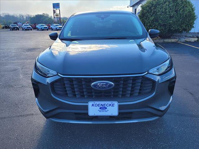 Certified 2025 Ford Escape Active AWD/4WD image 3