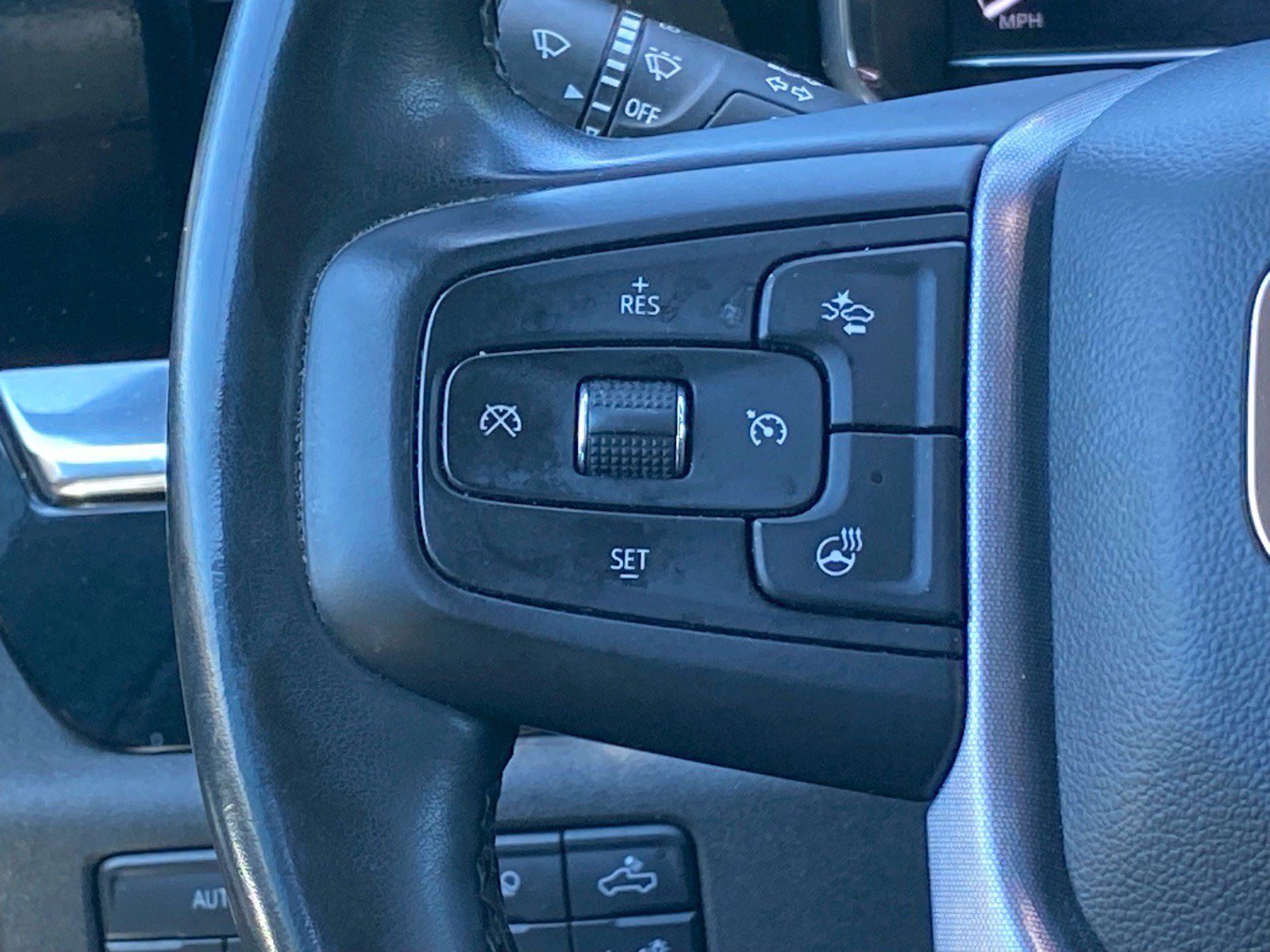 Used 2025 GMC Sierra 1500 SLT AWD/4WD image 13