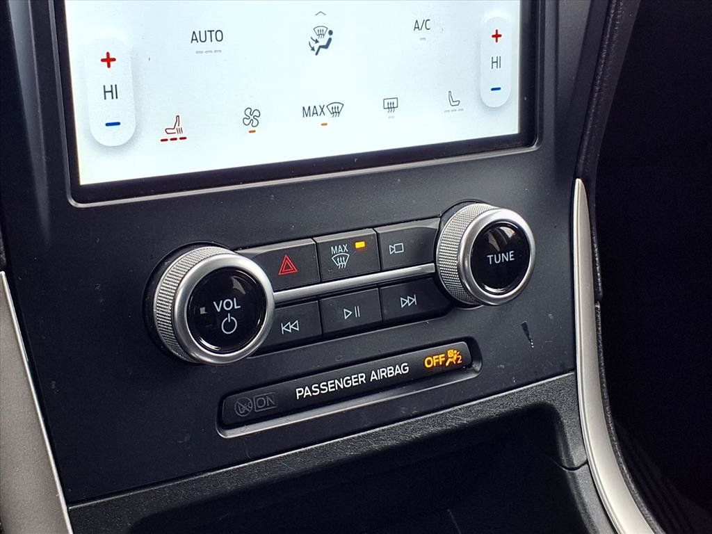 Certified 2024 Ford Edge SEL w/ Convenience Package image 12