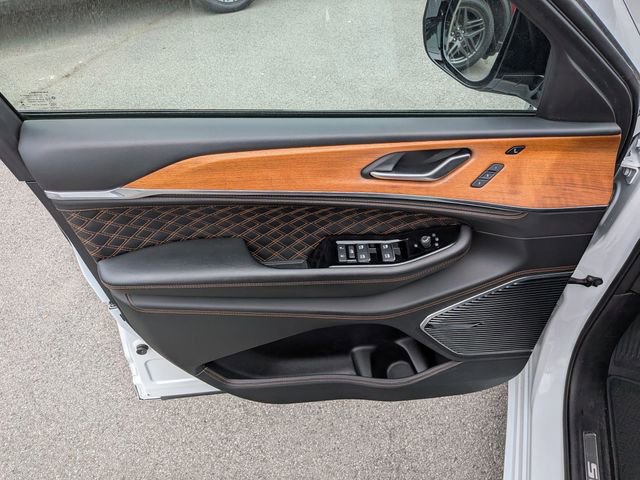 Used 2022 Jeep Grand Cherokee Summit AWD/4WD image 6