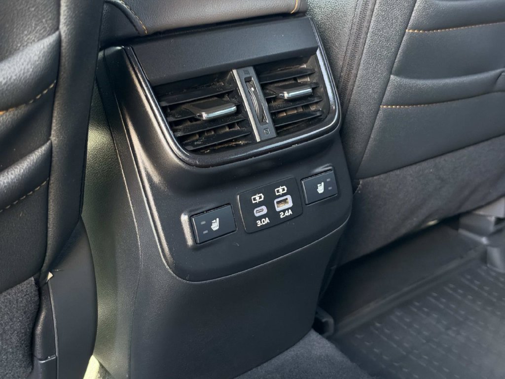 Used 2025 Subaru Outback Wilderness AWD/4WD image 17