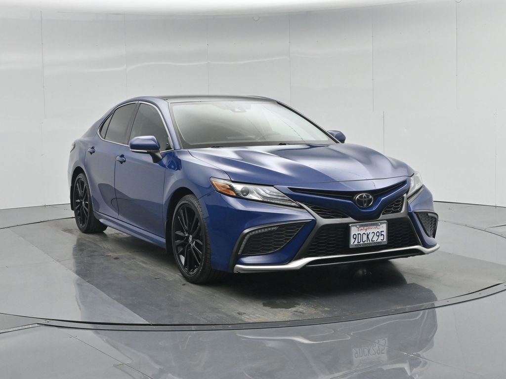 Used 2023 Toyota Camry XSE image 7