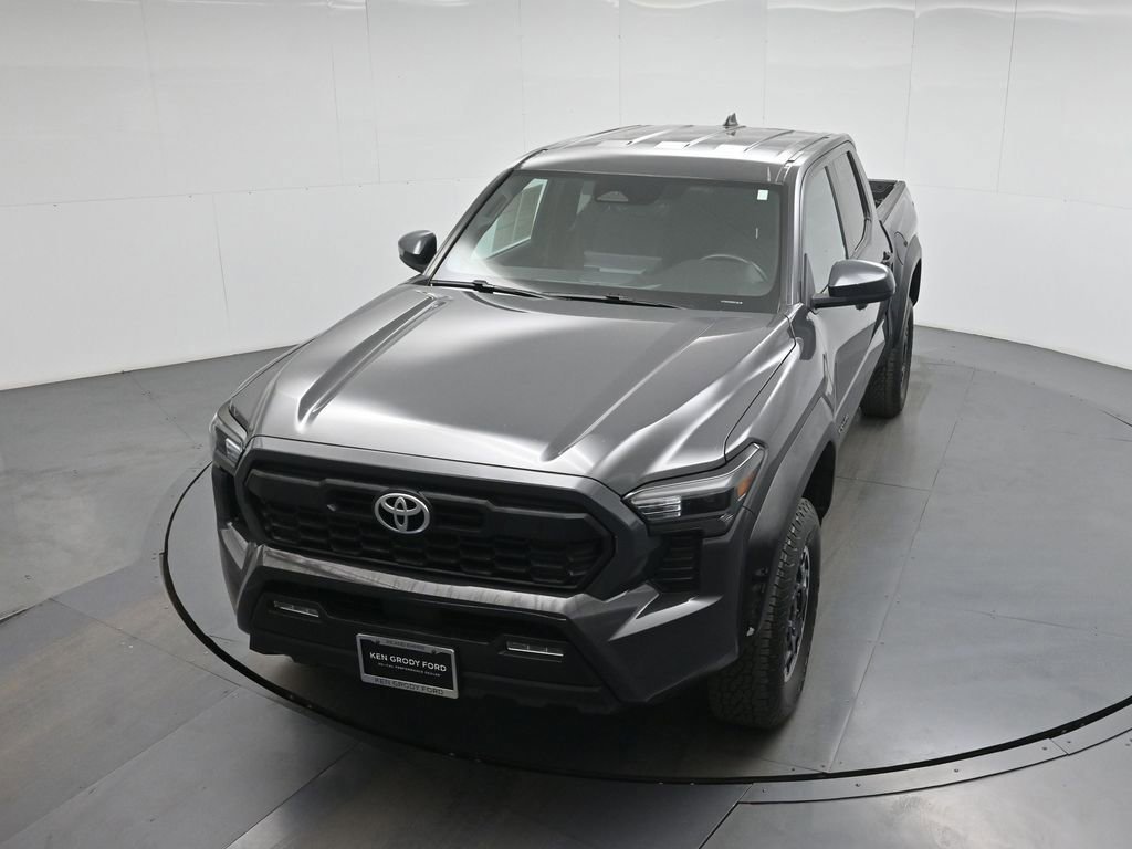 Used 2024 Toyota Tacoma TRD Off-Road image 23