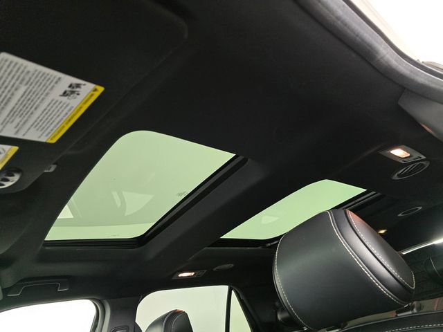 Certified 2017 Ford Explorer Platinum AWD/4WD image 27