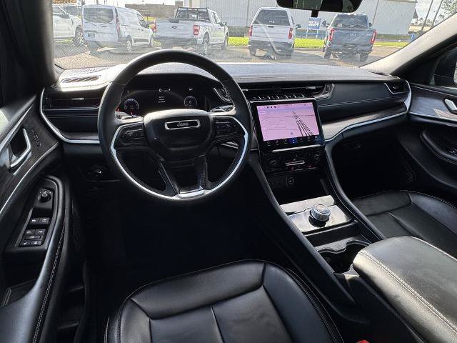 Used 2025 Jeep Grand Cherokee L Limited RWD image 18