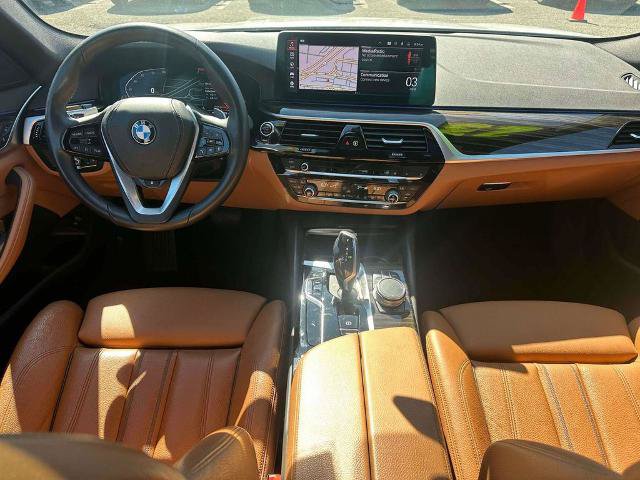 Used 2023 BMW 530i xDrive w/ Convenience Package AWD/4WD image 13