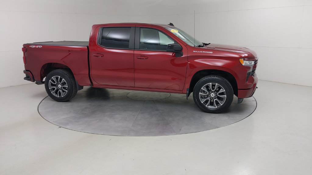 Used 2024 Chevrolet Silverado 1500 RST w/ Convenience Package II AWD/4WD image 11
