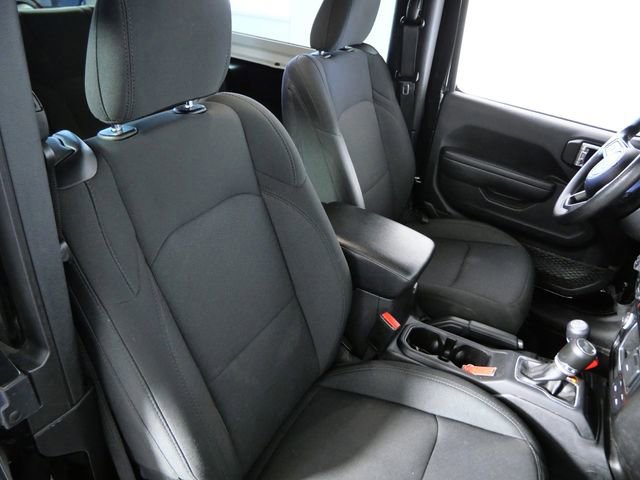 Used 2022 Jeep Wrangler Sport image 12