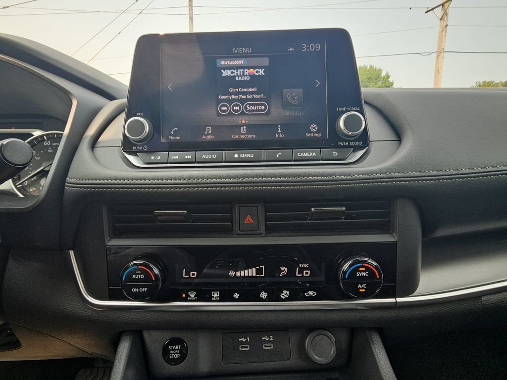 Used 2024 Nissan Rogue SV AWD/4WD image 20