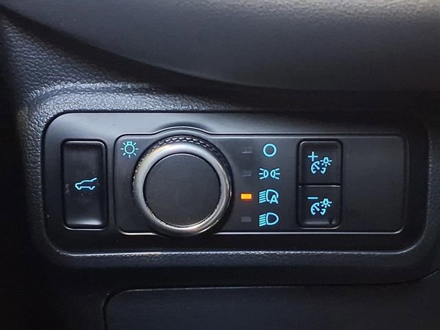 Certified 2025 Ford Explorer Active image 24