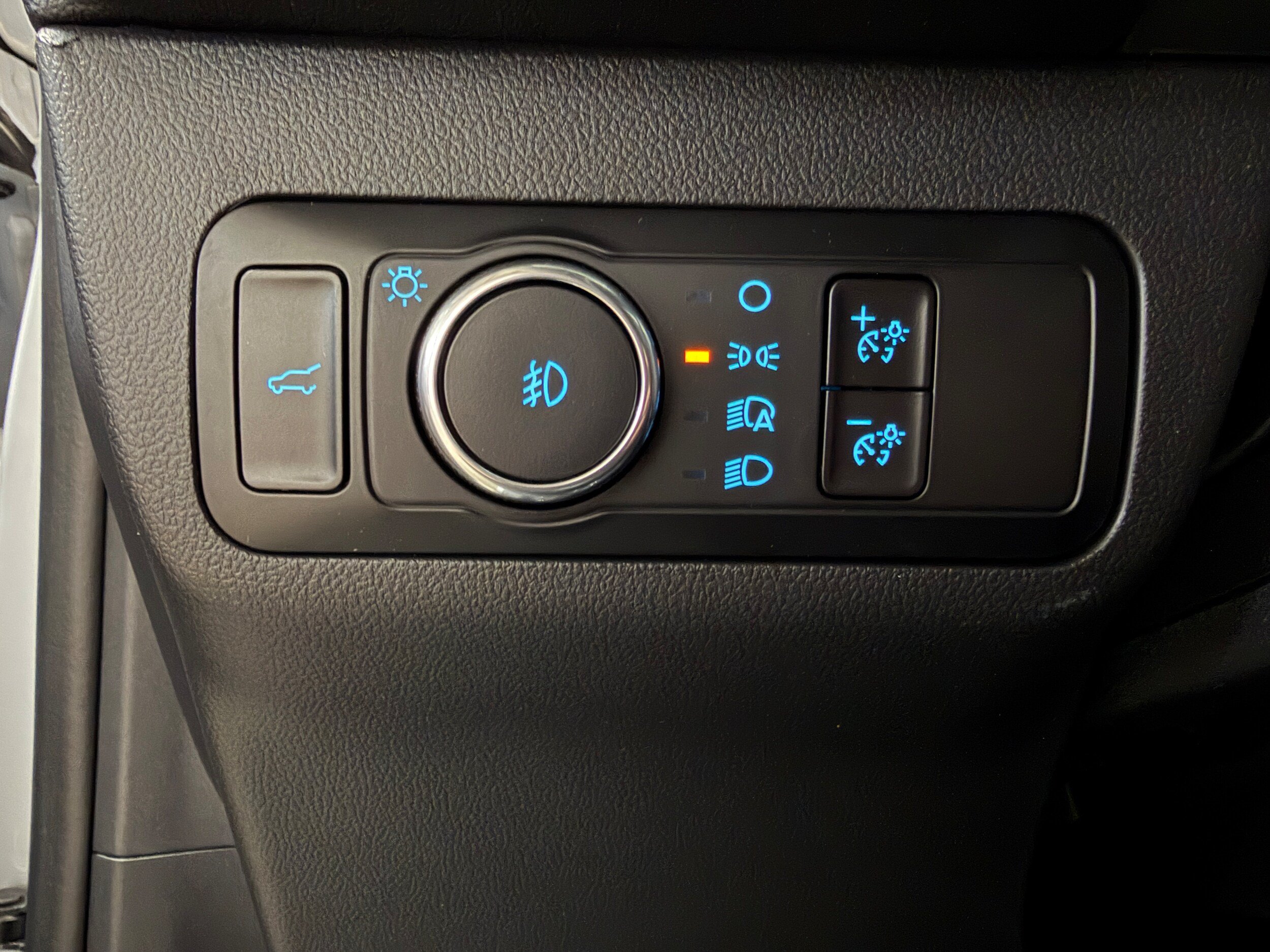 Certified 2025 Ford Escape ST-Line Select AWD/4WD image 15