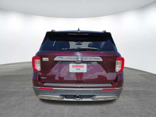 Certified 2022 Ford Explorer XLT w/ Equipment Group 202A image 5