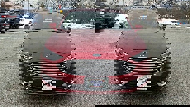 Certified 2018 Ford Fusion SE w/ Fusion SE Technology Package image 13