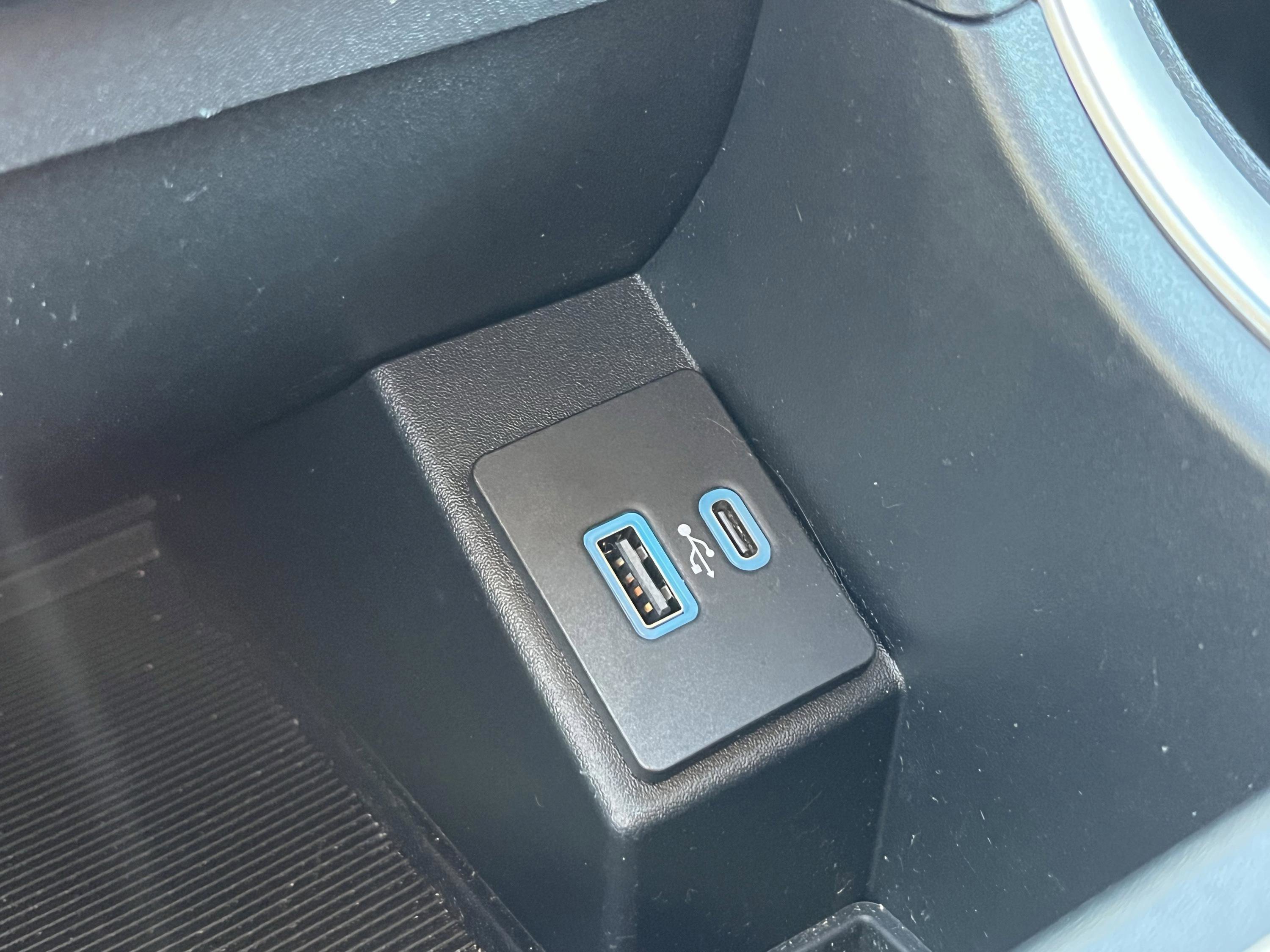 Certified 2024 Ford Edge SEL image 16