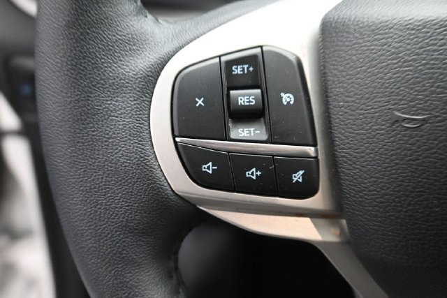 Certified 2024 Ford Explorer XLT w/ Equipment Group 202A AWD/4WD image 12