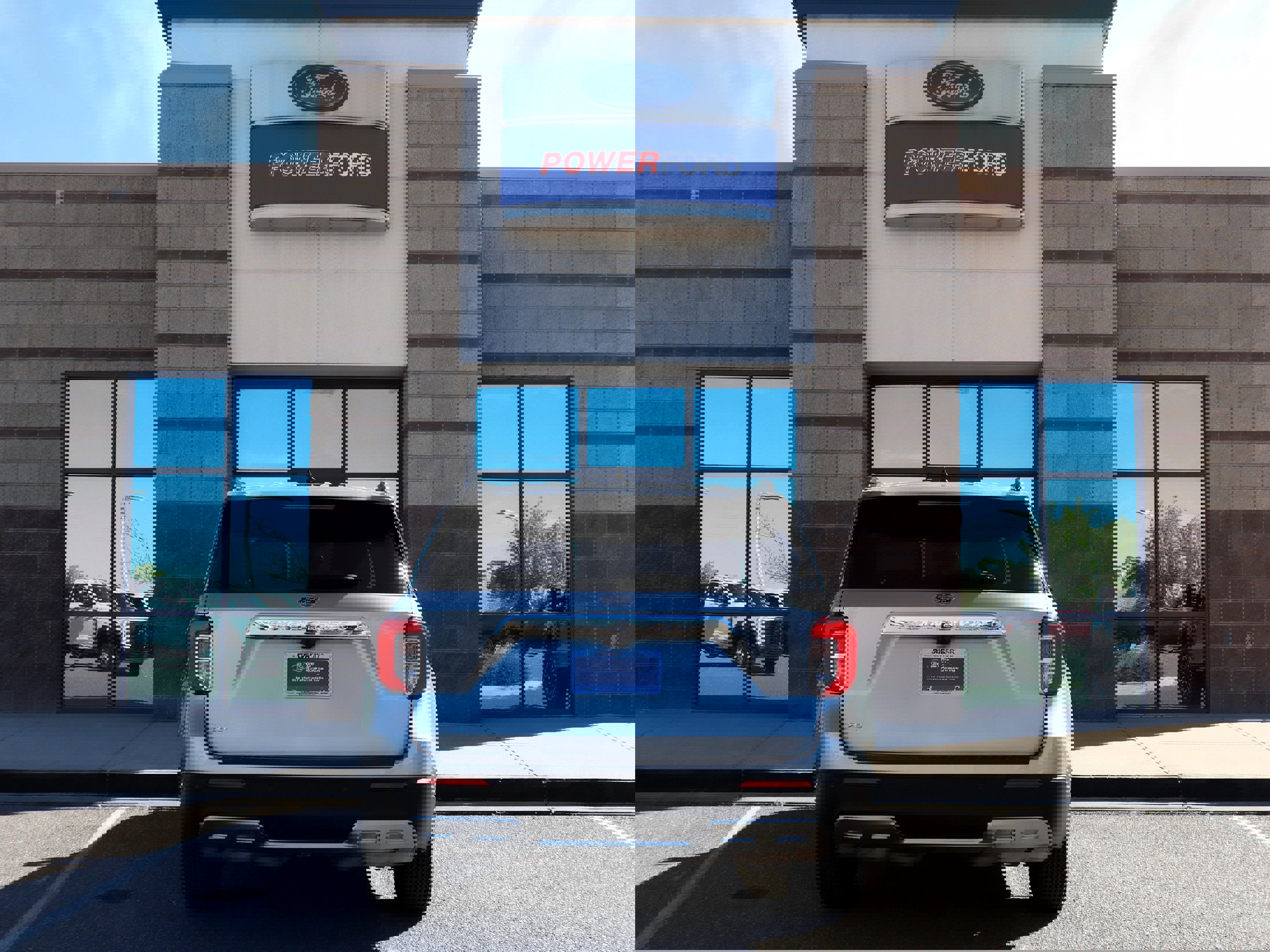 Certified 2023 Ford Explorer XLT w/ Equipment Group 202A image 4