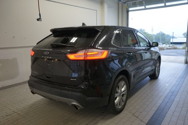 Certified 2022 Ford Edge Titanium AWD/4WD image 13