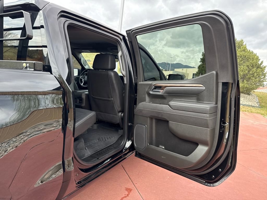 Used 2025 Chevrolet Silverado 1500 LT Trail Boss w/ LT Trail Boss Premium Package image 22