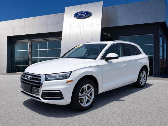 Used 2019 Audi Q5 2.0T Premium w/ Convenience Package AWD/4WD image 4