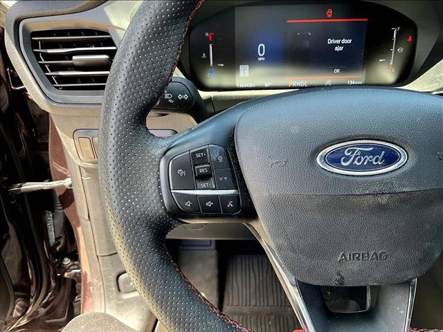 Certified 2023 Ford Escape ST-Line w/ Tech Pack #1 FWD image 18