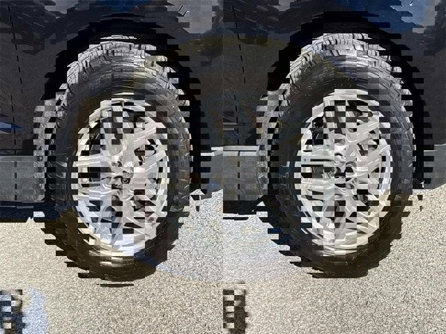 Certified 2024 Ford Edge SEL w/ Convenience Package image 9