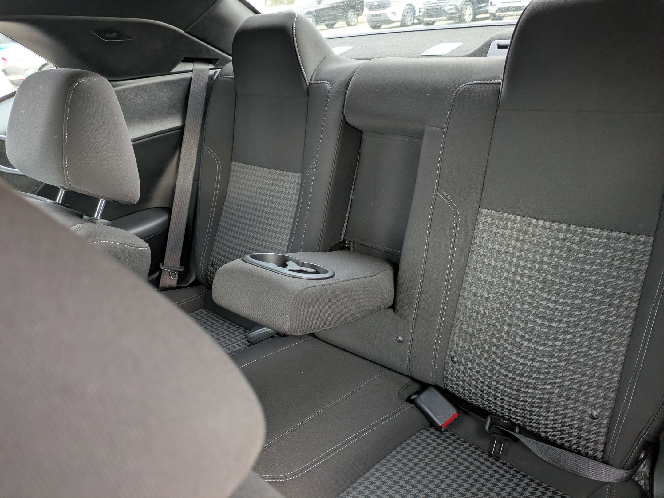 Used 2022 Dodge Challenger SXT w/ Driver Convenience Group image 18