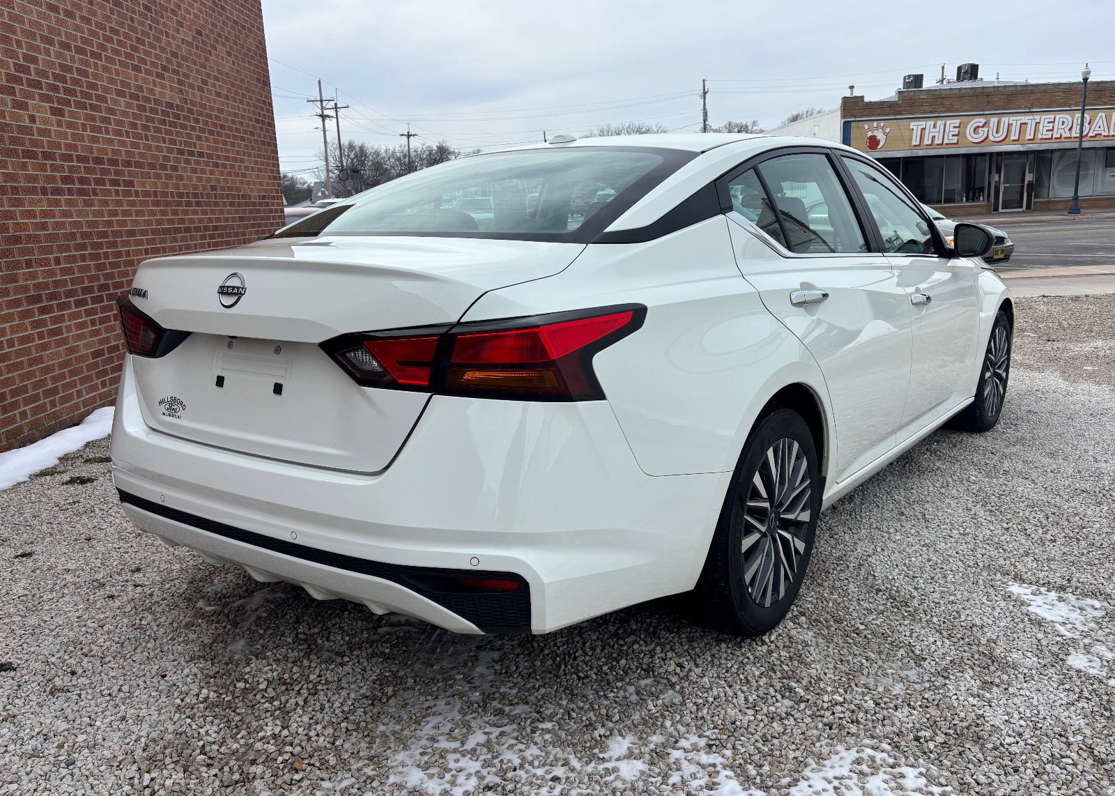 Used 2025 Nissan Altima 2.5 SV image 5