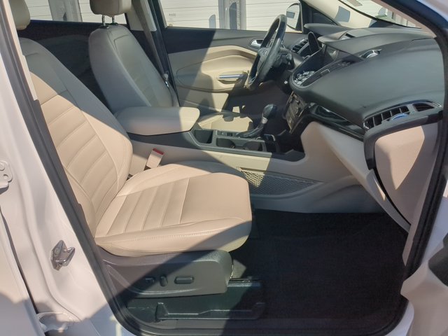 Certified 2017 Ford Escape Titanium AWD/4WD image 36