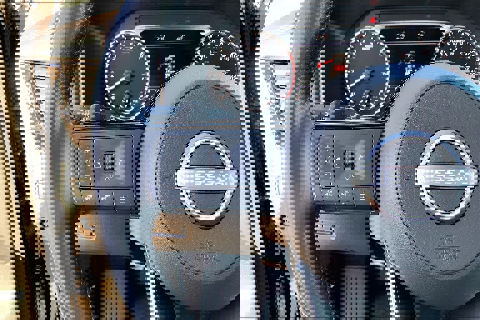 Used 2023 Nissan Rogue SL w/ SL Premium Package image 23