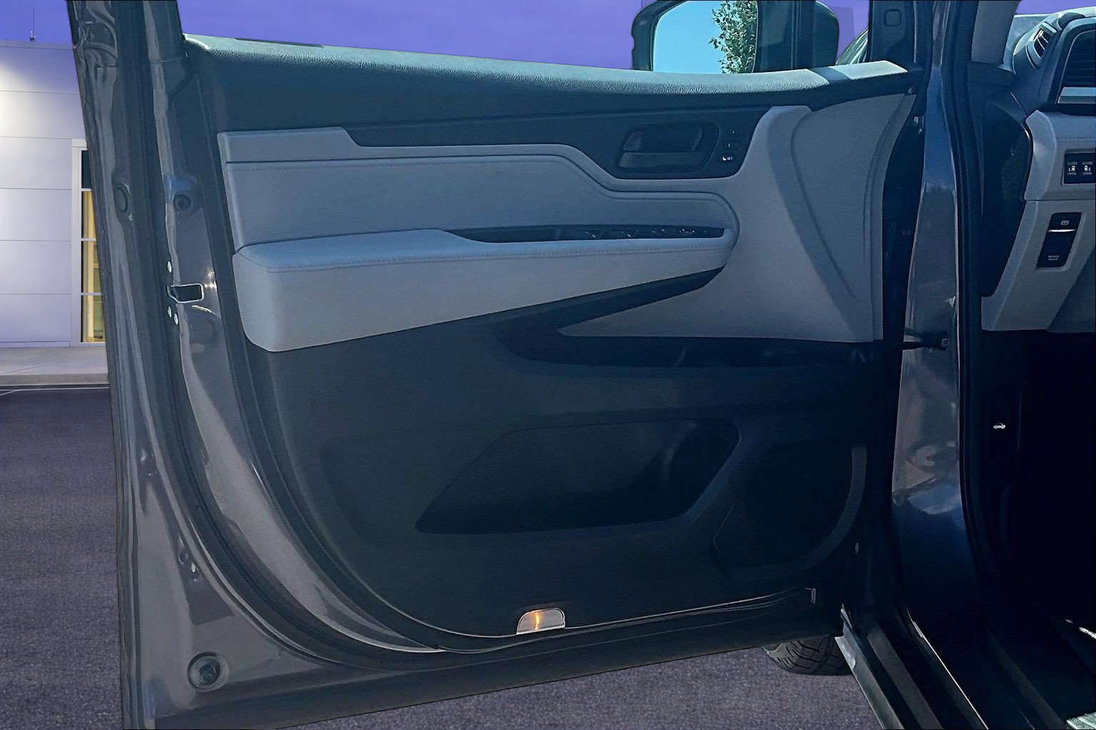 Used 2018 Honda Odyssey EX-L image 20