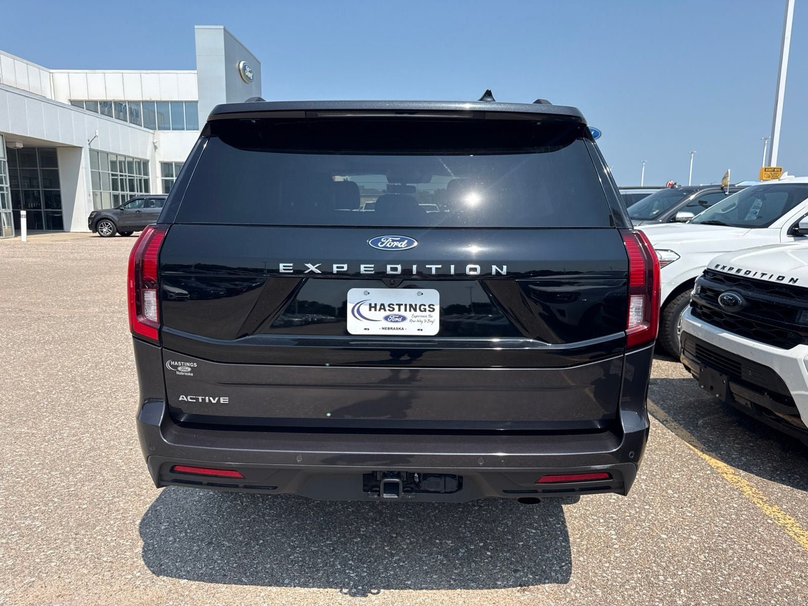 Certified 2025 Ford Expedition Active AWD/4WD image 4