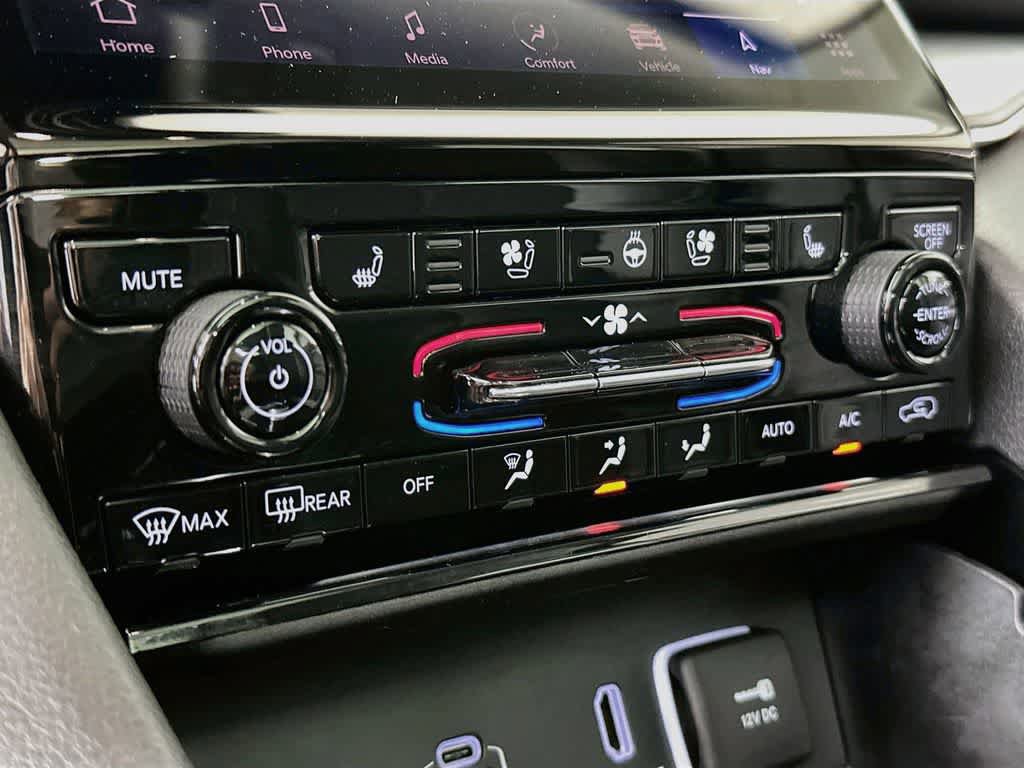 Used 2022 Jeep Grand Cherokee Limited 4xe w/ Luxury Tech Group II AWD/4WD image 21
